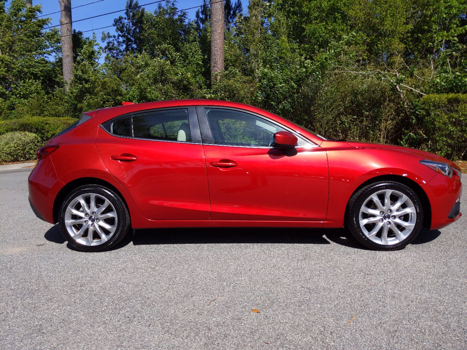 PreOwned 2014 Mazda Mazda3 s Grand Touring Hatchback in